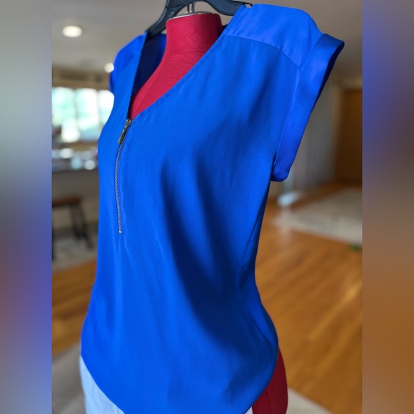 Express royal blue satiny zip-up blouse. No flaws. Fit Small-Medium - Picture 7 of 7